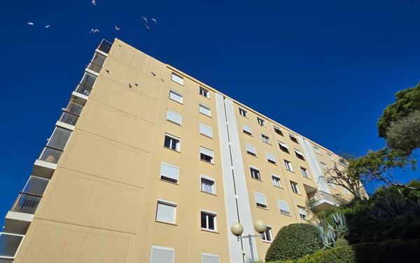 Appartement à vendre    3 pièces • 60,76 m2 Nice