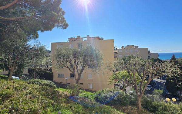 Appartement à vendre    3 pièces • 60,76 m2 Nice