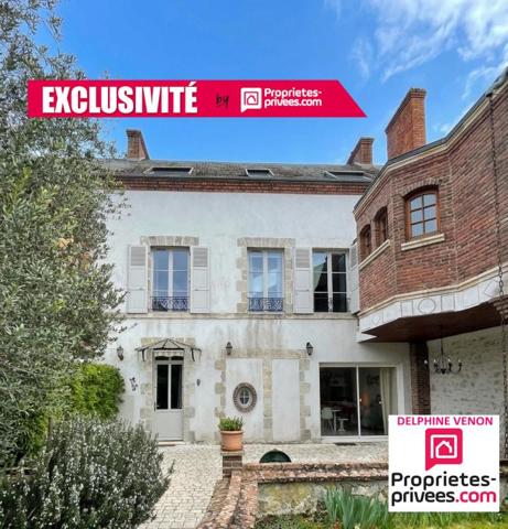 Maison bourgeoise de 225 m² classe énergie C avec double garage et jardin en centre ville de Châteauneuf sur Loire