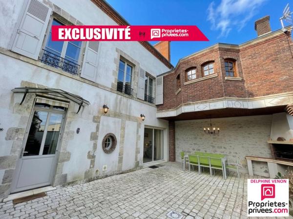 Maison bourgeoise de 225 m² classe énergie C avec double garage et jardin en centre ville de Châteauneuf sur Loire