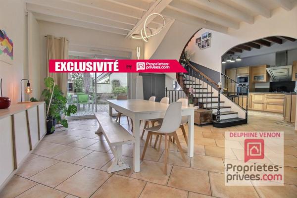 Maison bourgeoise de 225 m² classe énergie C avec double garage et jardin en centre ville de Châteauneuf sur Loire