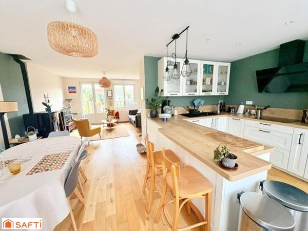 Maison semi-individuelle rénovée – Wasquehal – 3 chambres – Jardin –Garage