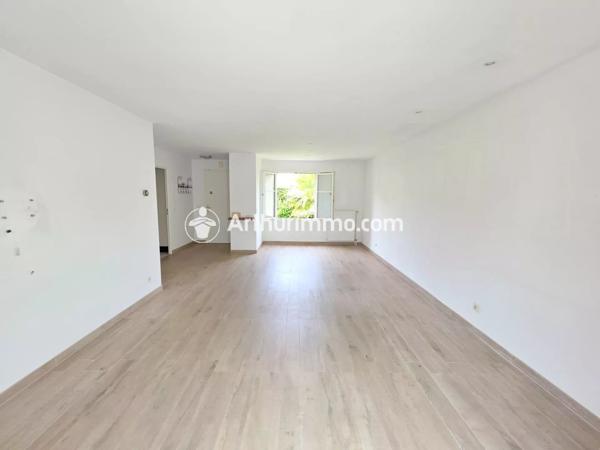 Vente Maison 4 pièces 105 m2 à Savigny-le-Temple