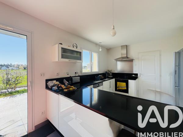 Maison à vendre 3 pièces 77 m² Saint-Ay