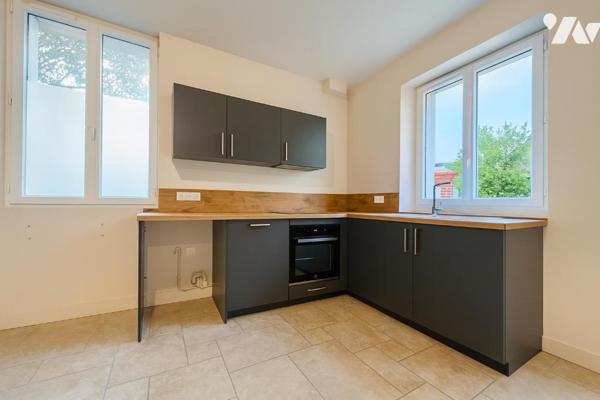 La Membrolle-sur-Choisille - Centre bourg
Appartement rénové avec extérieur privatif