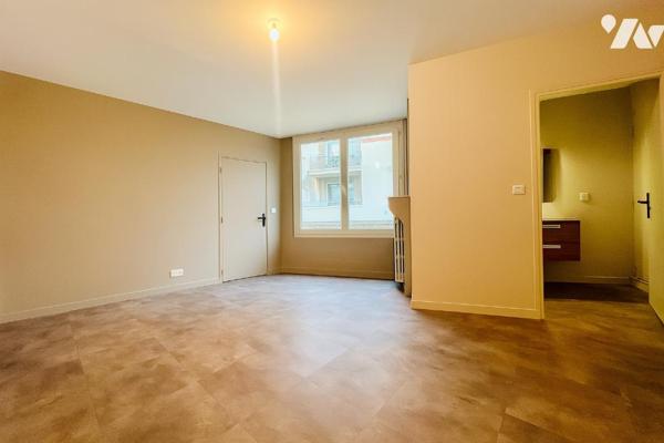 La Membrolle-sur-Choisille - Centre bourg
Appartement rénové avec extérieur privatif