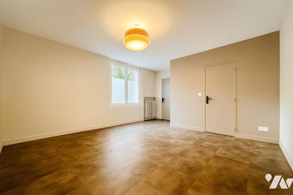 La Membrolle-sur-Choisille - Centre bourg
Appartement rénové avec extérieur privatif