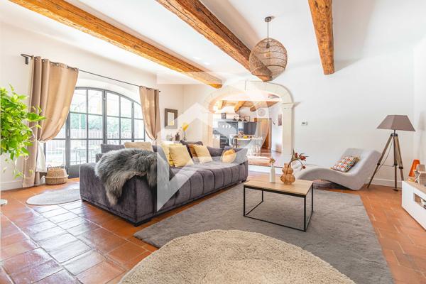 Maison 7 pièces 211 m2