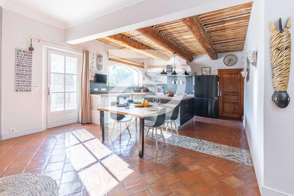 Maison 7 pièces 211 m2