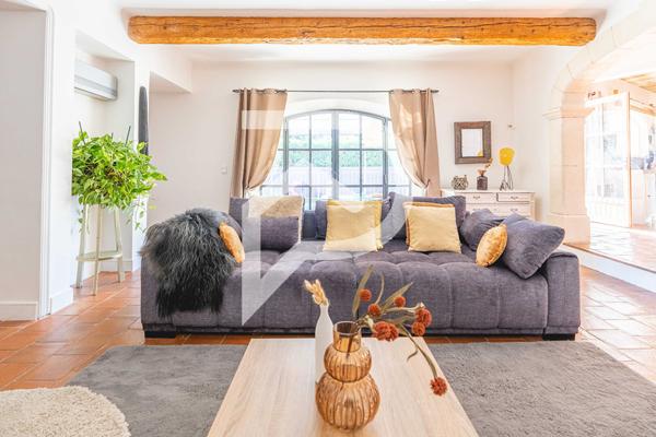 Maison 7 pièces 211 m2