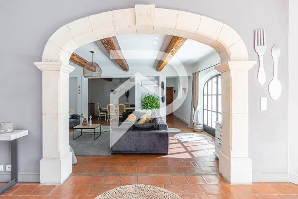 Maison 7 pièces 211 m2