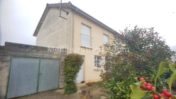 Maison de ville / 3 chambres / garage