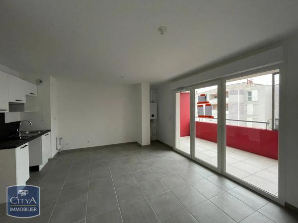 Appartement à louer 2 pièces 40.49m² Carpentras (84200)
