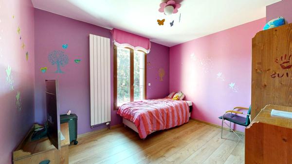 NOUVEAUTÉ L'ADRESSE ? Maison Familiale Bréançon: Potentiel 5 Chambres !