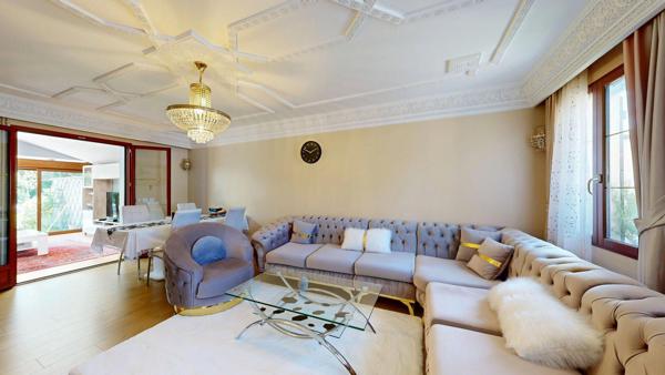 NOUVEAUTÉ L'ADRESSE ? Maison Familiale Bréançon: Potentiel 5 Chambres !