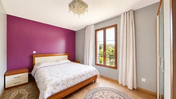 NOUVEAUTÉ L'ADRESSE ? Maison Familiale Bréançon: Potentiel 5 Chambres !