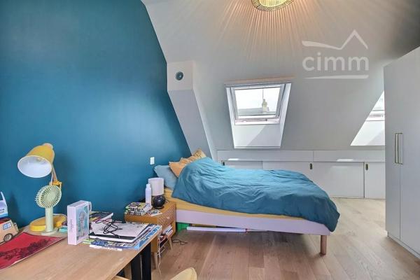 TOURS - Quartier La Fuye - Maison 3 pièces, 2 chambres, son jardin arboré et ses 2 caves.