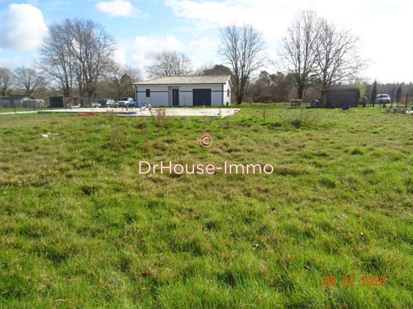 Terrain à vendre de 1 107 m²