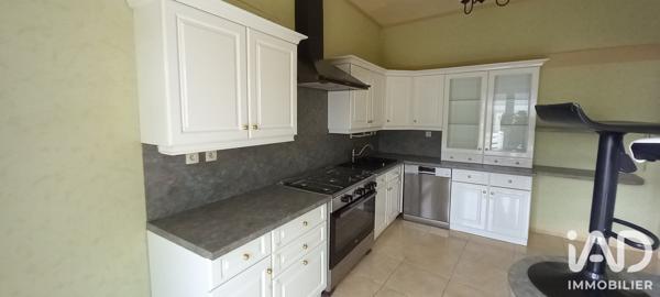 Location appartement 4 pièces 100 m² Montval-sur-Loir