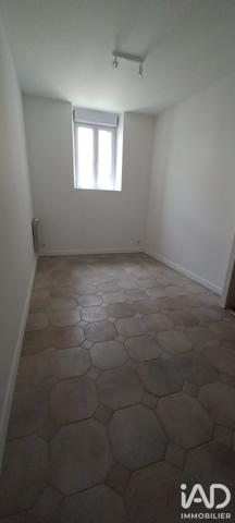 Location appartement 4 pièces 100 m² Montval-sur-Loir