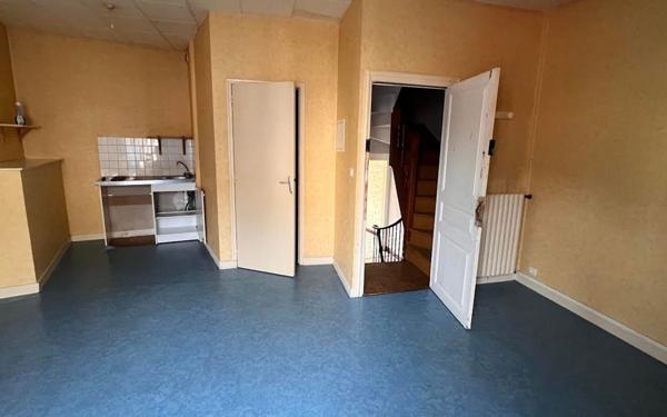 Immeuble à vendre    5 pièces • 152 m2 Carhaix-Plouguer