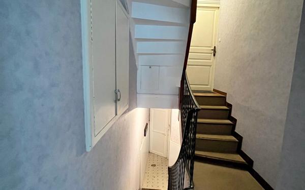 Immeuble à vendre    5 pièces • 152 m2 Carhaix-Plouguer