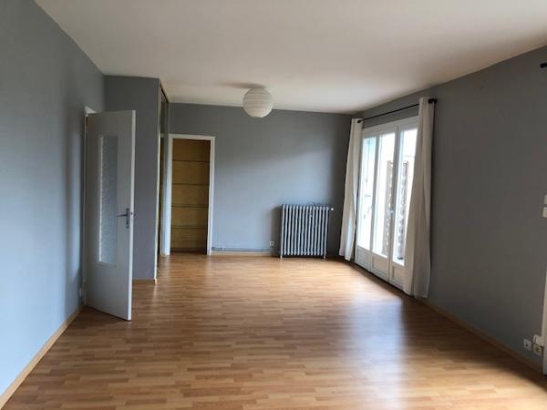 Type 3 BIS 17 Rue Pierre Fortet AURILLAC avec garage et balcon Détails des diagnostics énergétiques