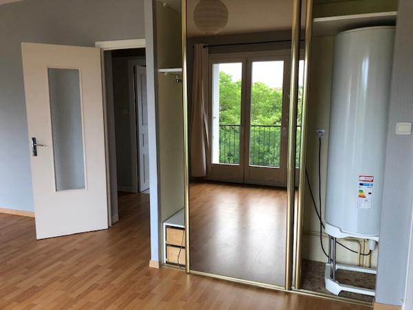 Type 3 BIS 17 Rue Pierre Fortet AURILLAC avec garage et balcon Détails des diagnostics énergétiques
