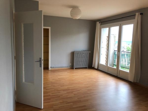 Type 3 BIS 17 Rue Pierre Fortet AURILLAC avec garage et balcon Détails des diagnostics énergétiques