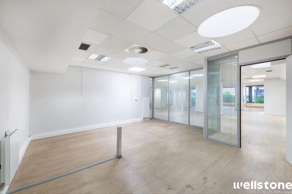 Bureaux à louer à PARIS 75015