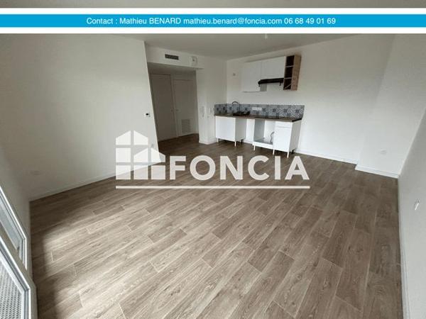 Location Appartement 3 pièces 57.42 m² - 19 QUAI CAMERE ET 38 AVENUE DE PARIS Vernon 27200