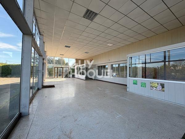 Local commercial Verneuil D Avre Et D Iton 938 m2