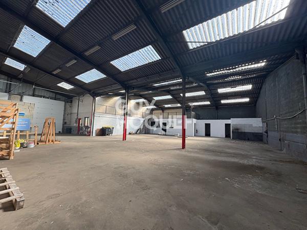 Local commercial Verneuil D Avre Et D Iton 938 m2