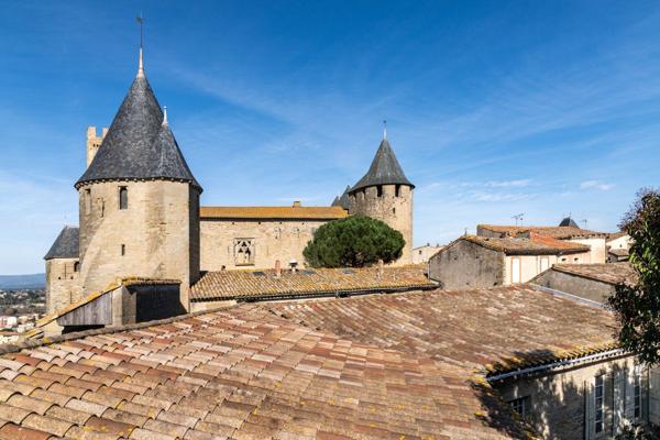 Propriété d'exception du 13ème siècle unique au monde Carcassonne