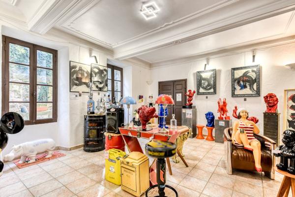 Propriété d'exception du 13ème siècle unique au monde Carcassonne