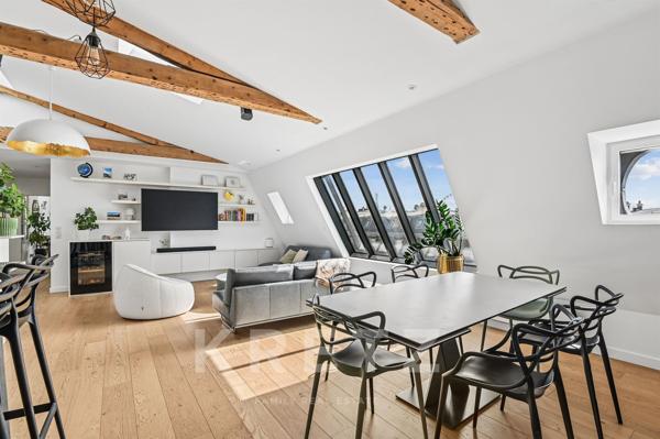 Appartement familial en dernier étage proche du jardin du Palais Royal