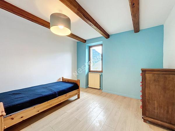 Maison de village 5 pièces de 158 m², à vendre sur Faverges Seythenex