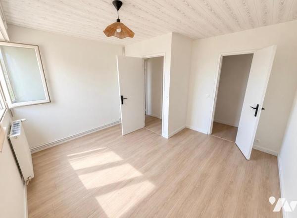 SAINT-MALO / T3 entièrement rénové 

Au calme, dans un environnement verdoyant, découvrez ce ...
