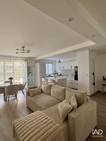 Location appartement 4 pièces 88 m² Châlons-en-Champagne
