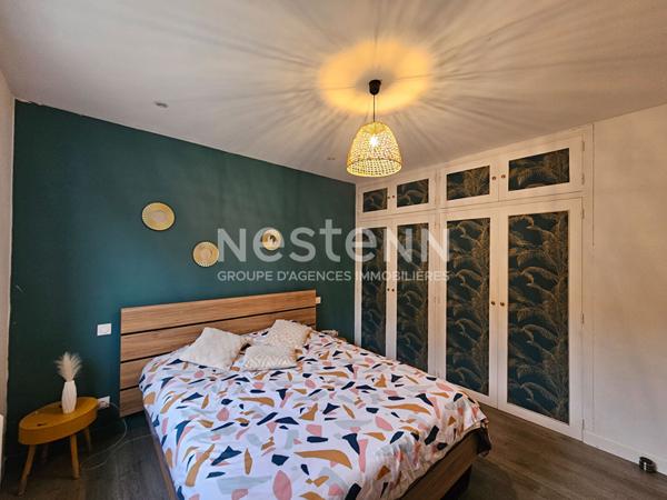 MAISON RENOVEE - Proche centre-ville avec jardin et garage