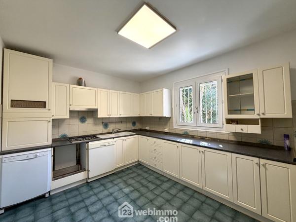 Maison 275 m² à Santa-Maria-di-Lota 20200
