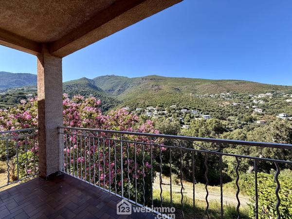 Maison 275 m² à Santa-Maria-di-Lota 20200