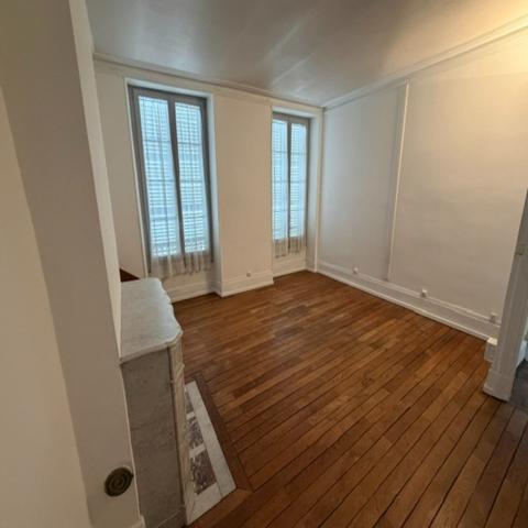 Appartement de type 2 au centre -ville de La Châtre