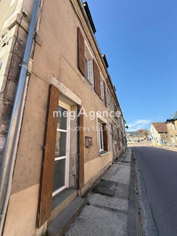 Immeuble à COURSON-LES-CARRIERES, 89560 - 209m²