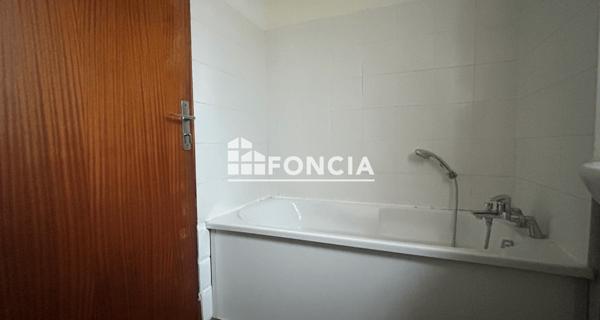 Location Studio 25.65 m² - Le Pecq 78230