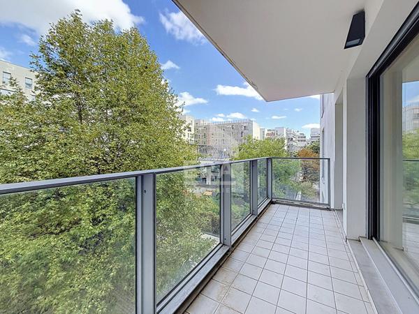 Spacieux 2 pièces avec balcon !