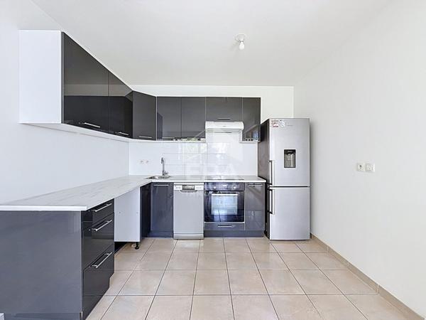 Spacieux 2 pièces avec balcon !