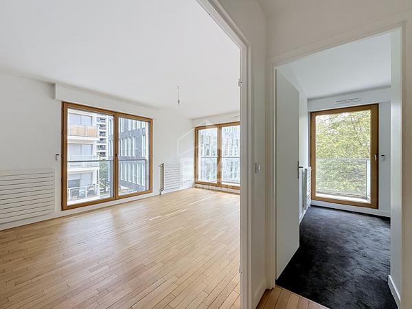 Spacieux 2 pièces avec balcon !