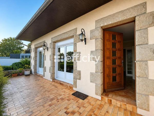 Maison
         7 pièces
        - 170 m² 275 000 € *