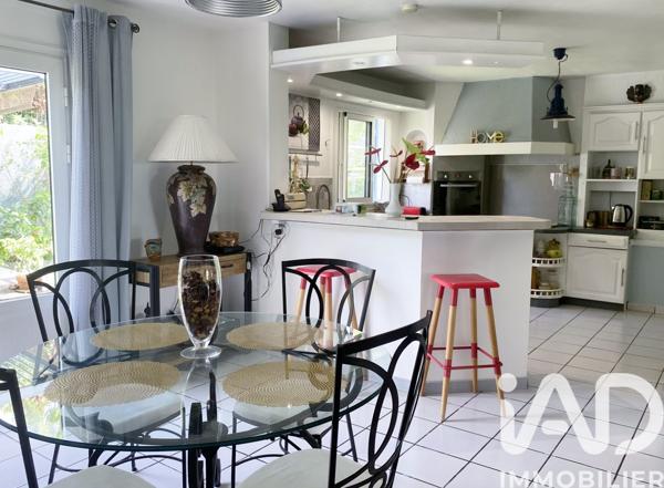 Maison à vendre 7 pièces 225 m² Saint-Pierre